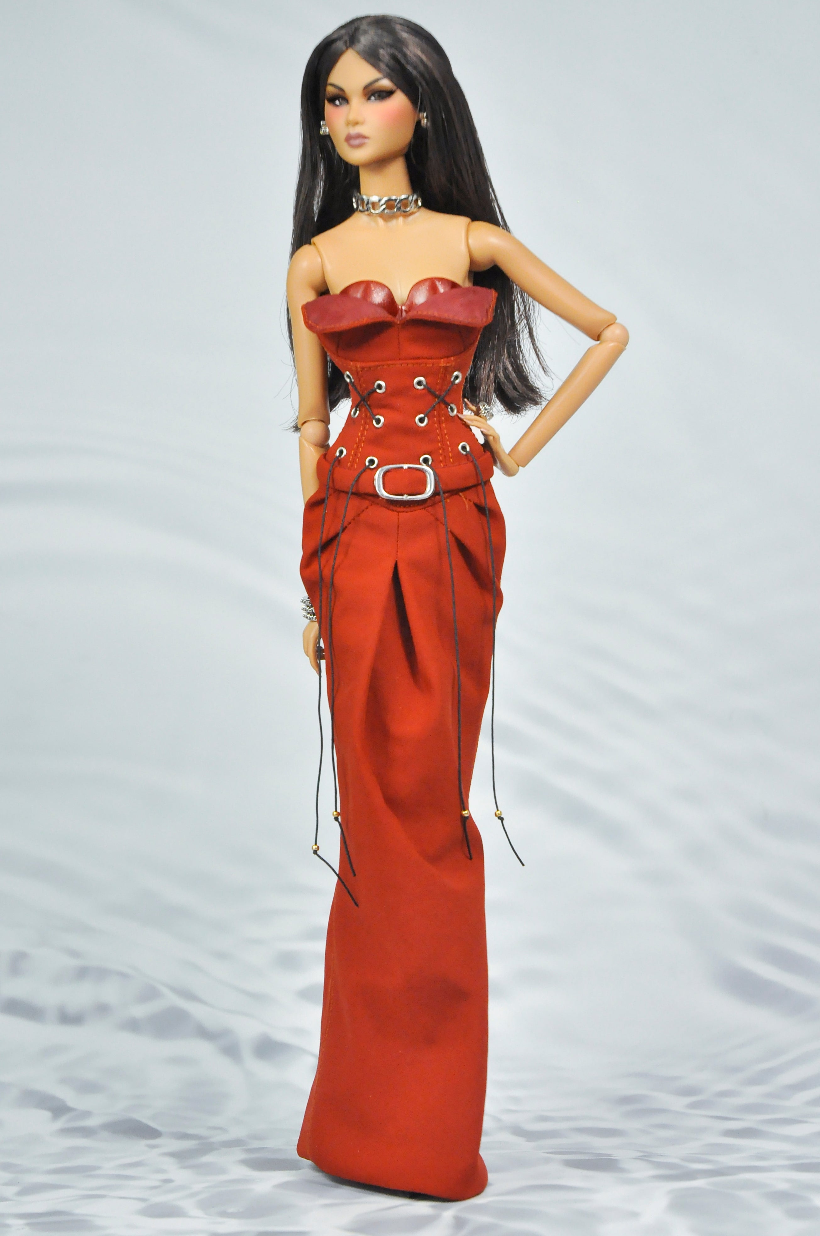 INTIMATE REVEALS | Corset Evening Gown for Fashion Royalty Dolls – Red Mermaid Dress with Silver Accessories 1/6 Scale