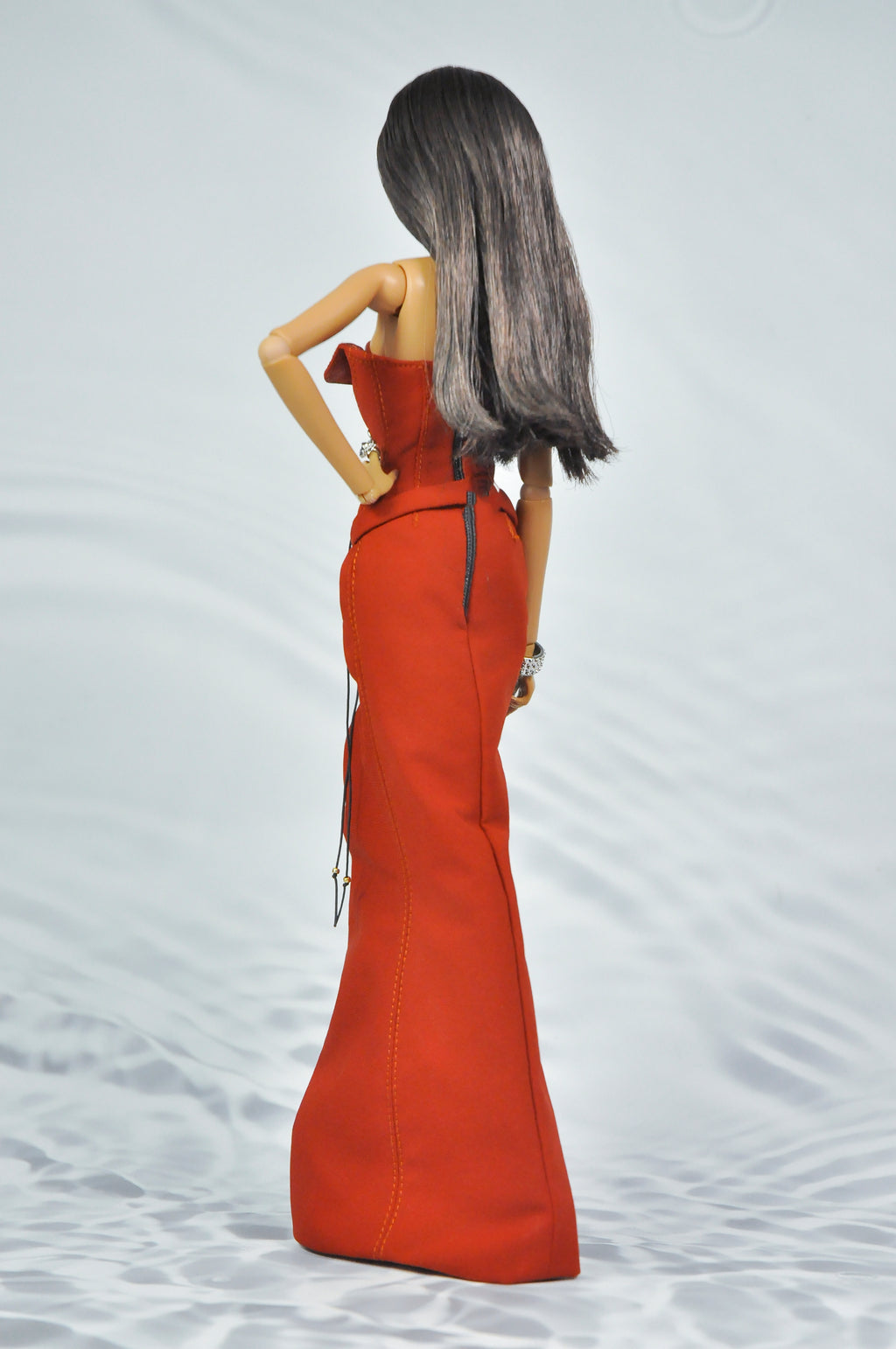 INTIMATE REVEALS | Corset Evening Gown for Fashion Royalty Dolls – Red Mermaid Dress with Silver Accessories 1/6 Scale