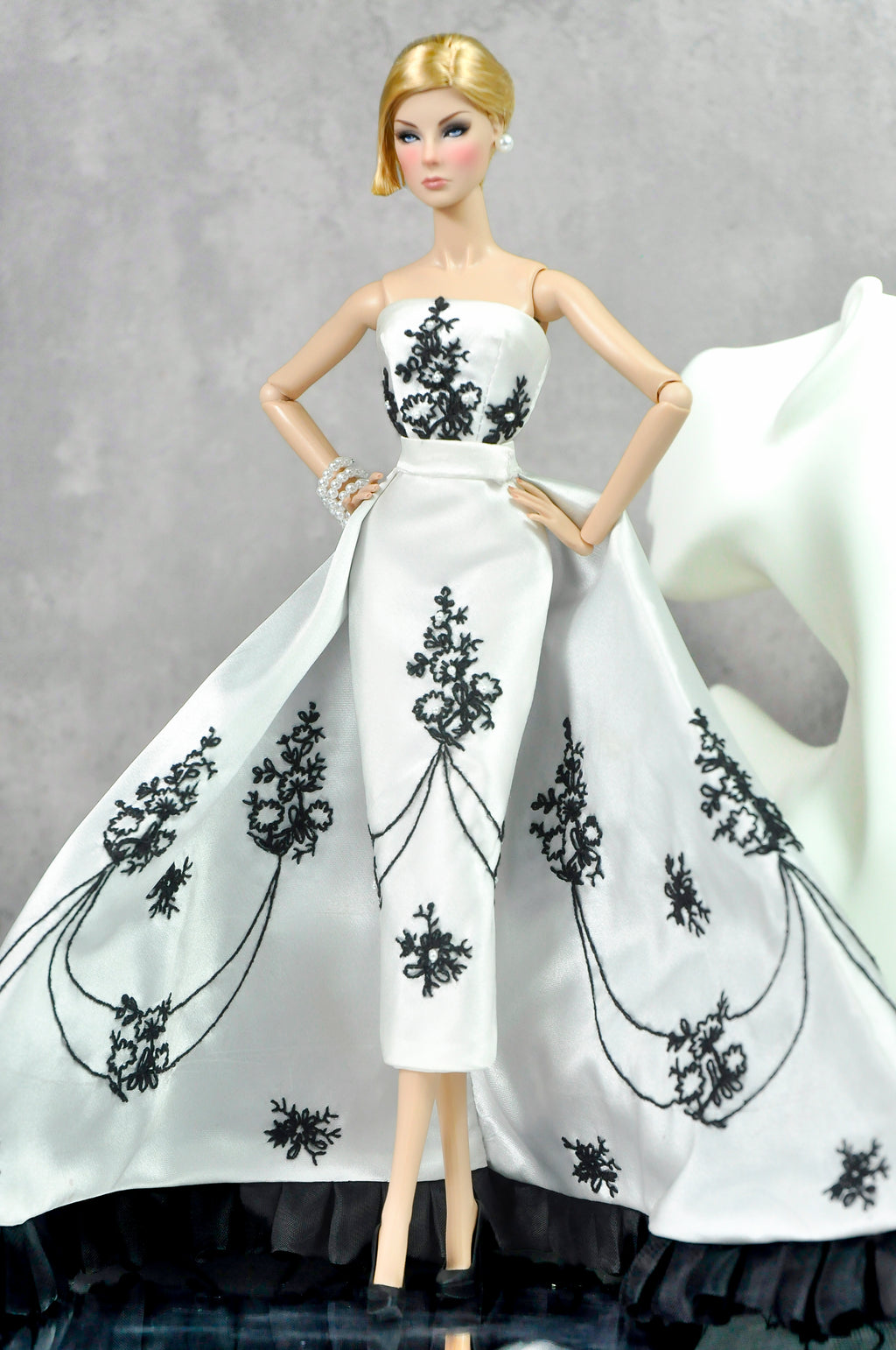 Black Orchid Reverie (Couture Gown for 1/6 Fashion Dolls) - Fashion Royalty Couture Gown – Black & White Embroidered 1/6 Doll Dress